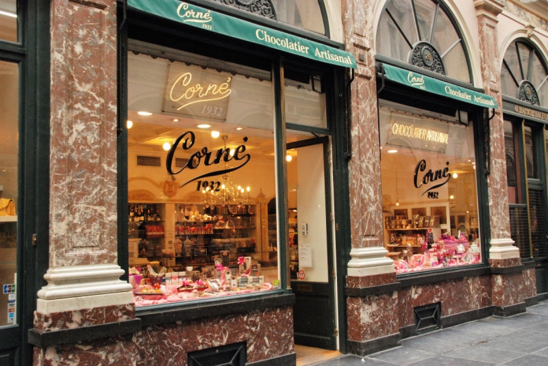 patisserie-BARGEME-min_chocolate_chocolaterie_shop_luxury_chic_gallery_brussels_belgium-558146